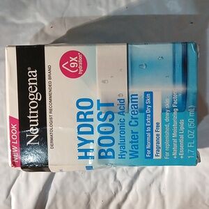 BNIB NEUTROGENA HYDRO BOOST WATER CREAM NORMAL to EXTRA DRY Skin